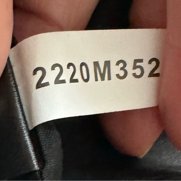 Tahari Arthur S. Levine geometric black structured exposed zipper dress, size 6 - Picture 15 of 16